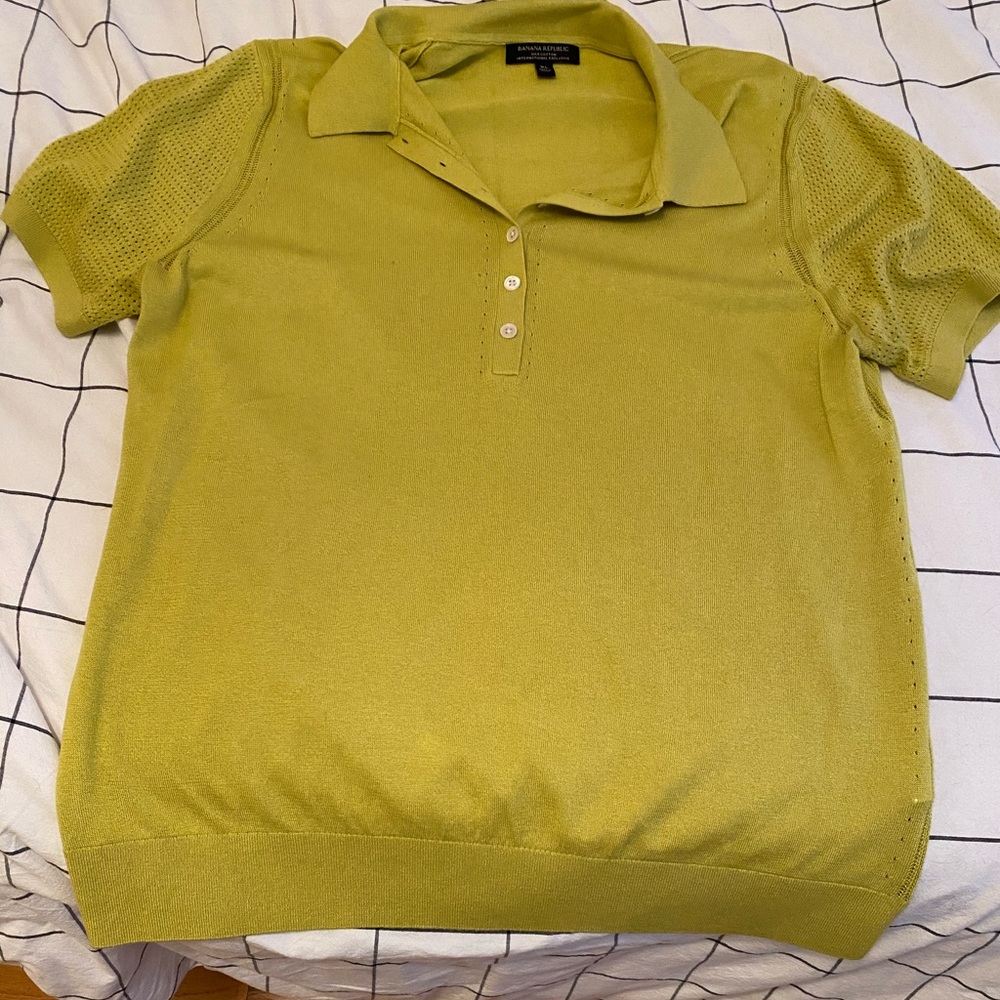 Banana Republic green silk knit polo short sleeve